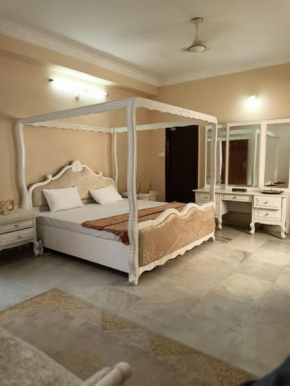6BHK AC Home for families in Prime Loc Hyderabad